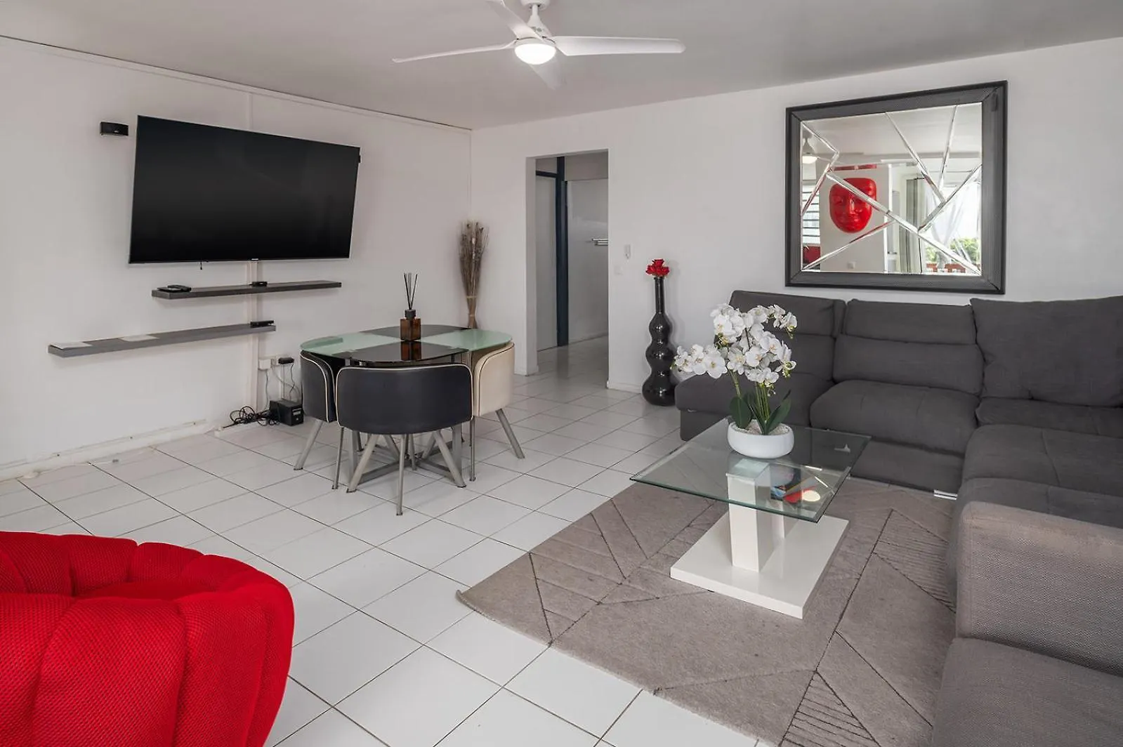Ebt House, Appartement, Jacuzzi Vue Mer, 10 Min Aeroport Et Port Baimbridge