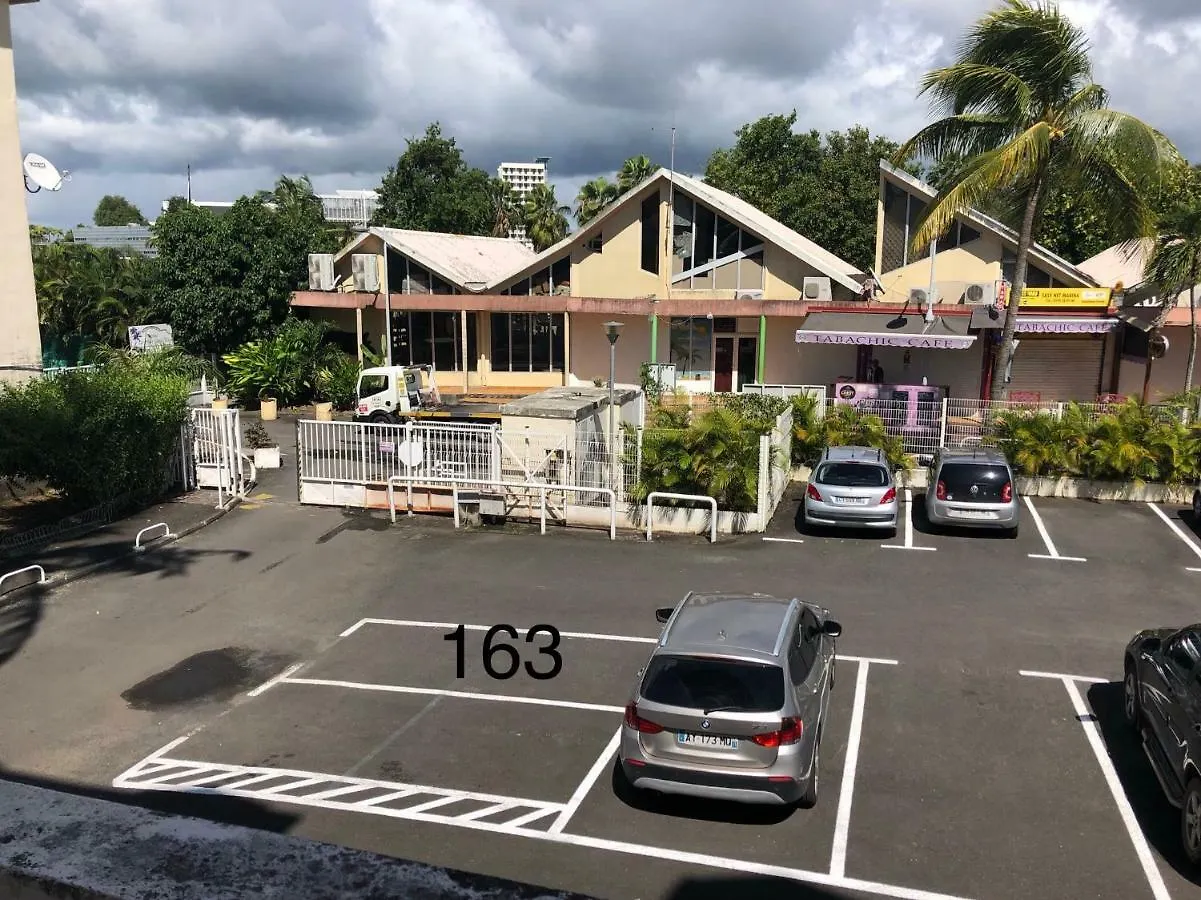 Ebt House, Appartement, Jacuzzi Vue Mer, 10 Min Aeroport Et Port Baimbridge 0*,  Guadeloupe